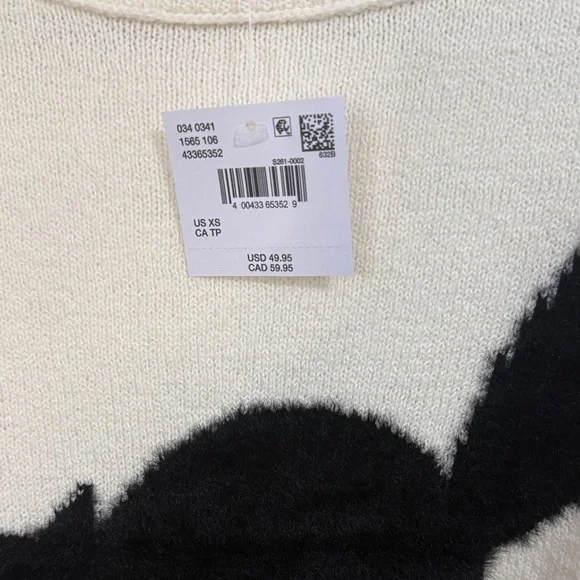 American Eagle Outfitters Cream Sweater with Black Cat - Picture 2 of 4